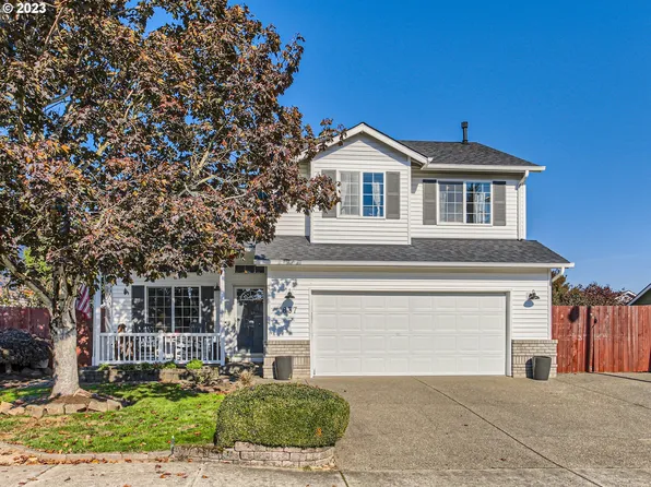 837 Meadowlawn Pl, Molalla, OR 97038