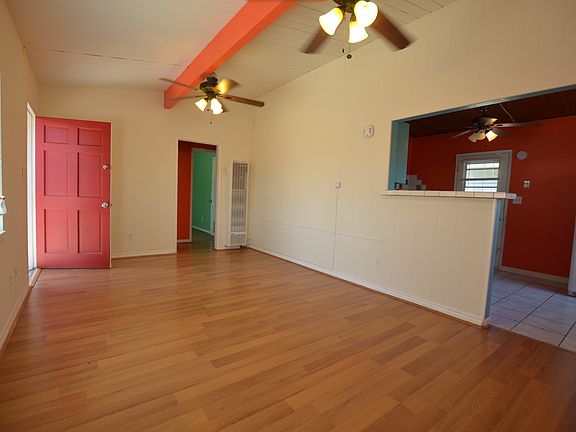 3rd image of 4762 Kleefeld Ave