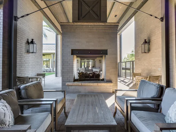 1912 W KINFIELD Trail, Phoenix, AZ 85085