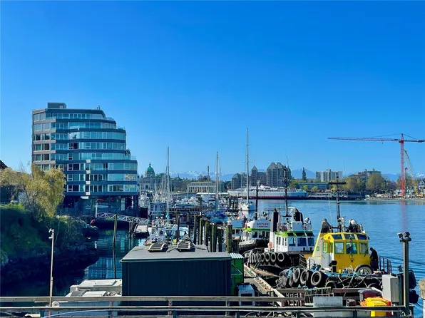1234 Wharf St #303, Victoria, BC V8W 3H9