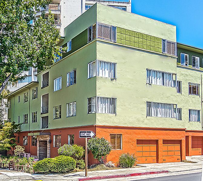 Building on the corner of Jackson and 17th.