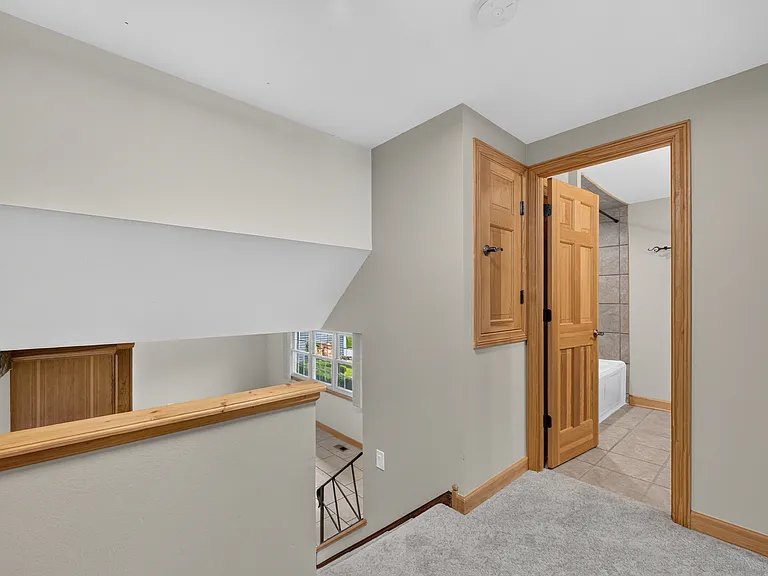 135 Jeffery Ln — Photo 18