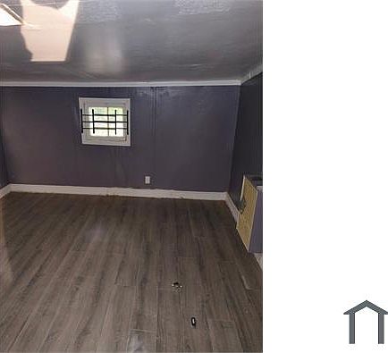 4th image of 1080 E 74th St #Sfh