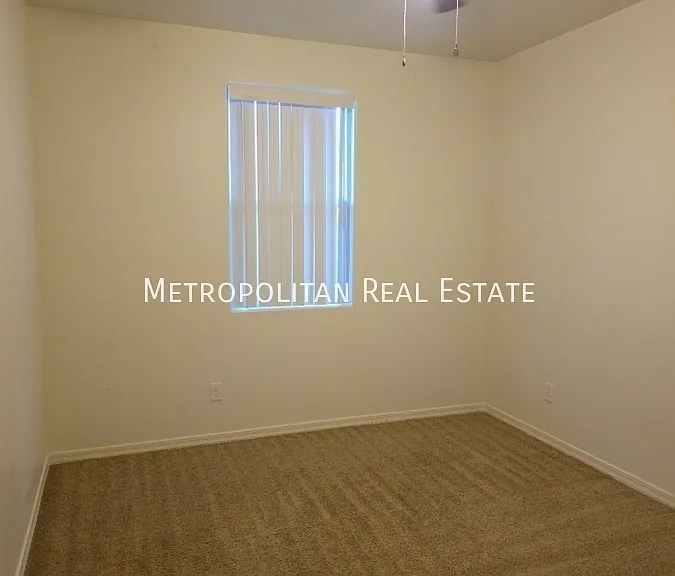 10825 W Taylor St — Photo 10