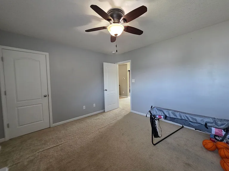 702 Appling Ct — Photo 24