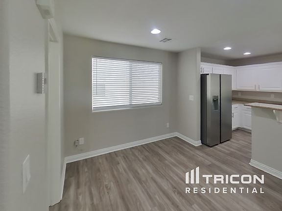 4th image of 6731 Scarlet Star Ave