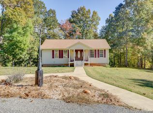 450 Hartwell Dr, Hardy, VA 24101