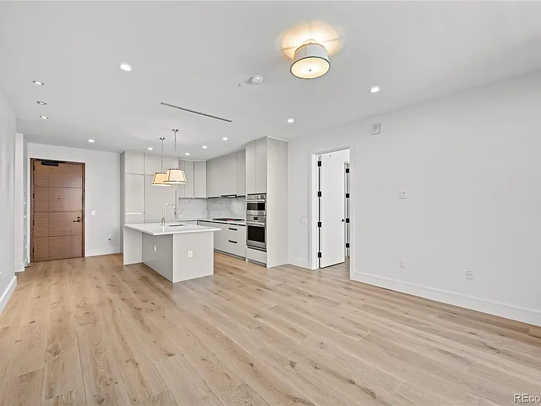 1901 Wazee St #1110 — Photo 12