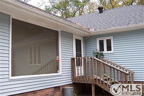 4th image of 120 Elaine Dr