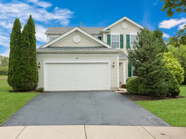 27 Netherlands Dr, Antioch, IL 60002