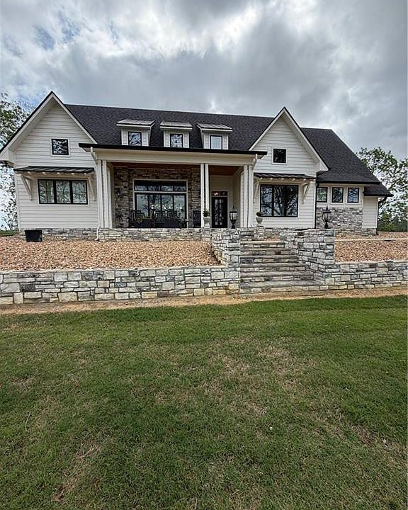 1st image of 255 Pecan Way