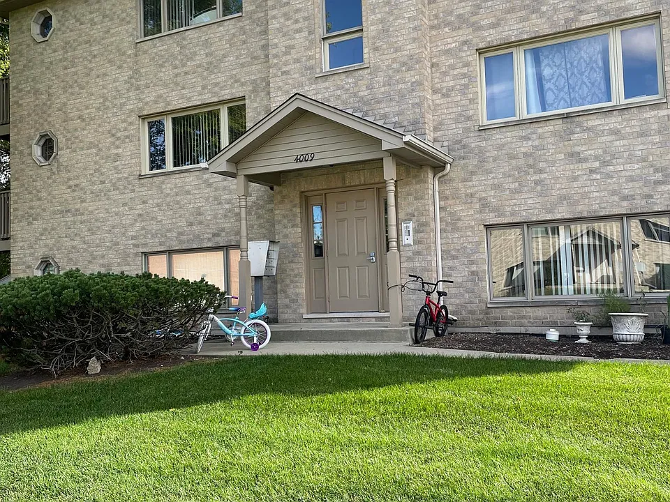 4009 Oak Ave