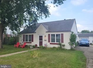 9217 Exeter Rd, Philadelphia, PA 19114