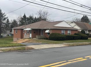 152 Drakes Ln, Old Forge, PA 18518