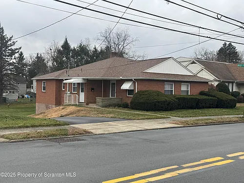 152 Drakes Ln Photo 1