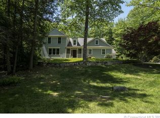 9 Pine Knls, Chester, CT 06412