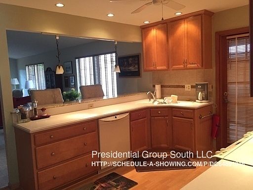 2nd image of 113 Bridgeview Ct