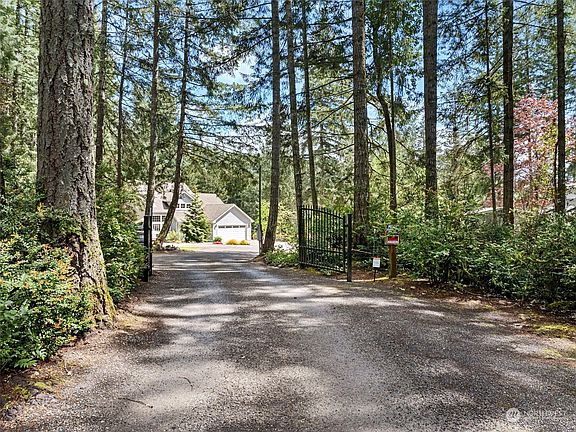 2nd image of 12815 140th Avenue NW