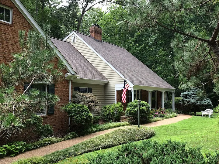 2260 Mechum Pl photo 1