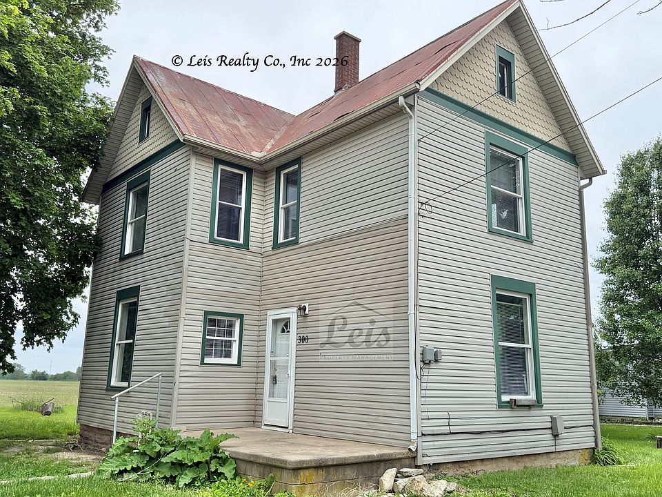 1st image of 300 E Orchard St