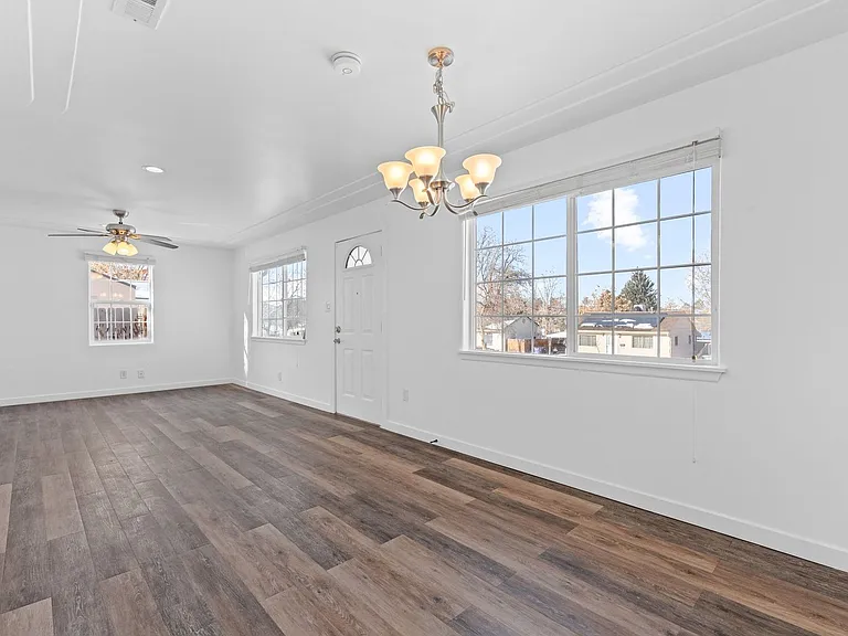 4620 W Cedar Ave — Photo 8