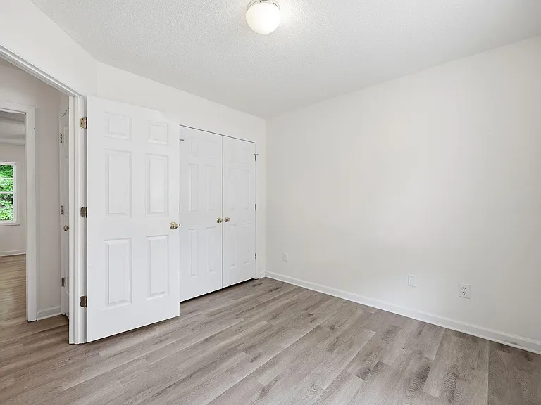 1057 Mailwood Dr — Photo 21