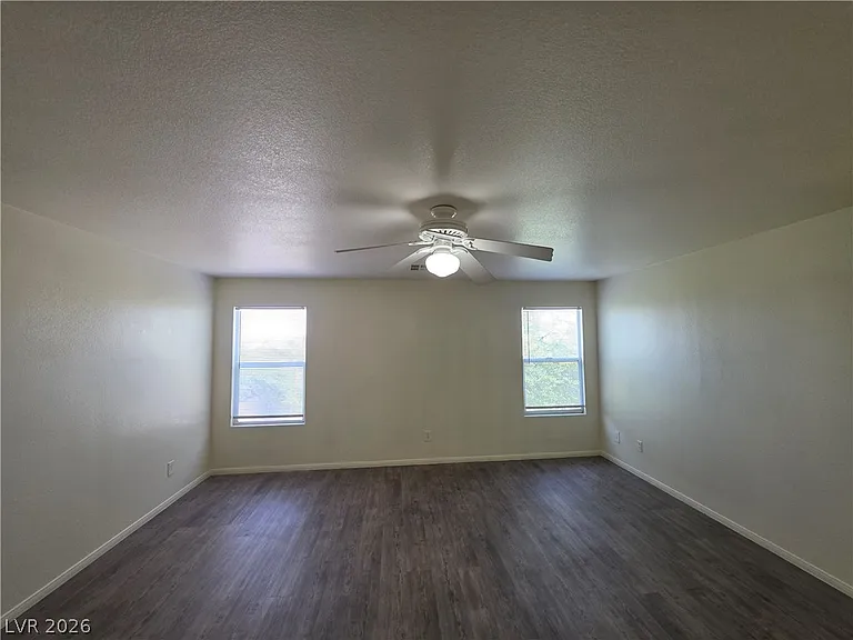 10799 Flame Vine Ct — Photo 34