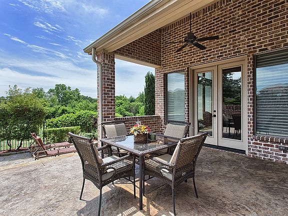 2nd image of 7000 Brook Forest Cir
