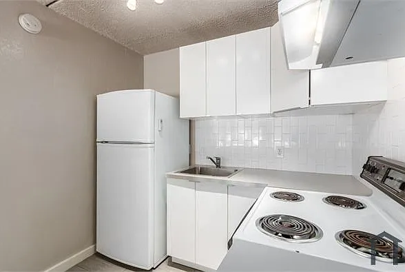 769 E Pierce St #7 — Photo 5