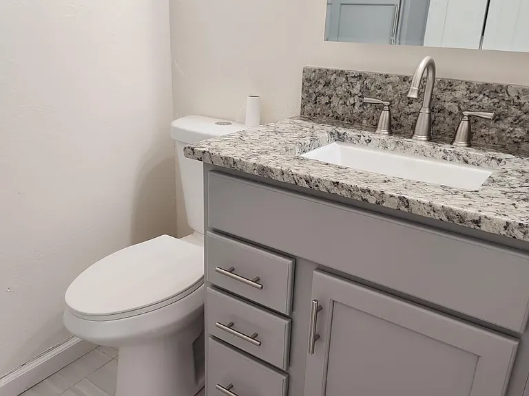 174 Pine St #9 — Photo 5