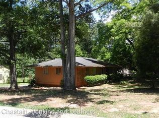 525 Nellie B Ave, Athens, GA 30601