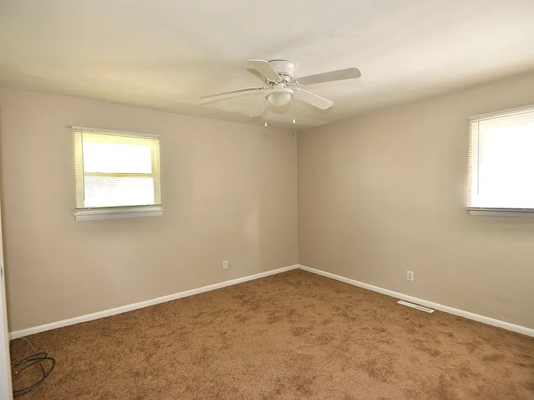 278 Appian Ave — Photo 10