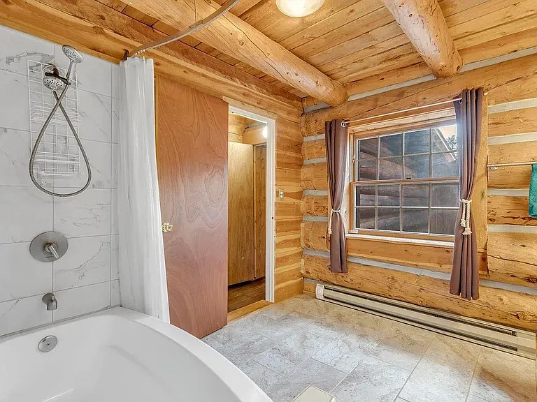 679 Cougar Dr — Photo 5