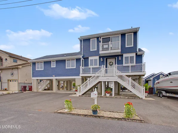 216 Maple Drive, Bayville, NJ 08721