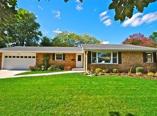 1207 Stafford St, Dekalb, IL 60115