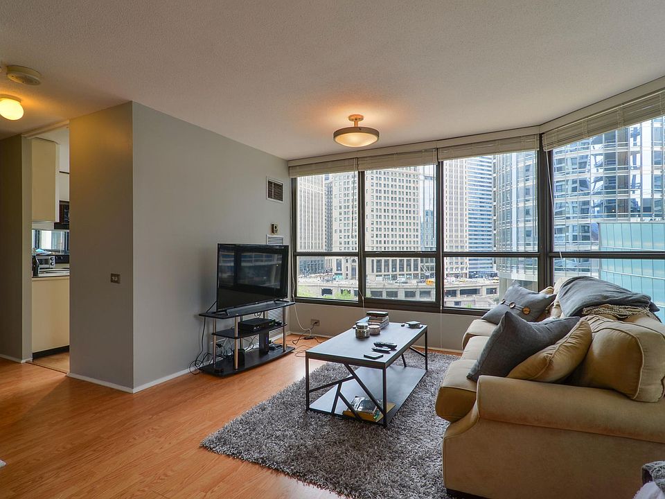 1st image of 405 N Wabash Ave Unit 206