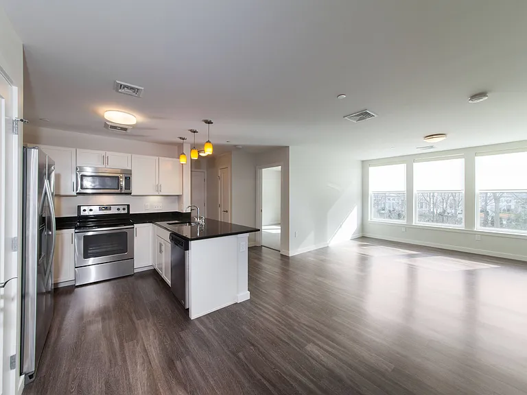 Linea Cambridge Apartments — Photo 26