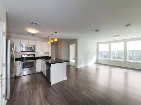 Linea Cambridge Apartments