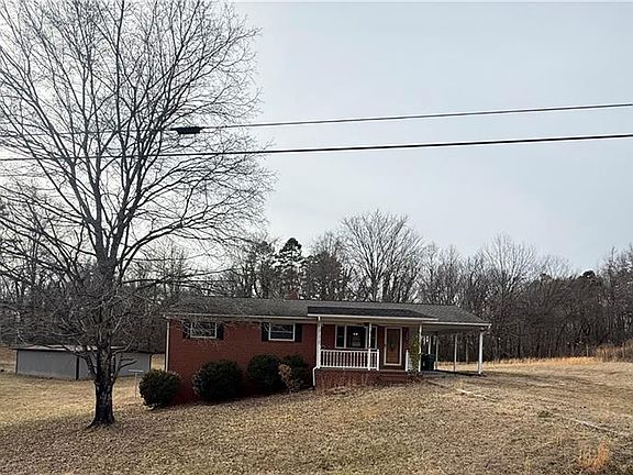 3rd image of 5157 Elmwood St