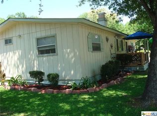 509 Pershing St, Luling, TX 78648