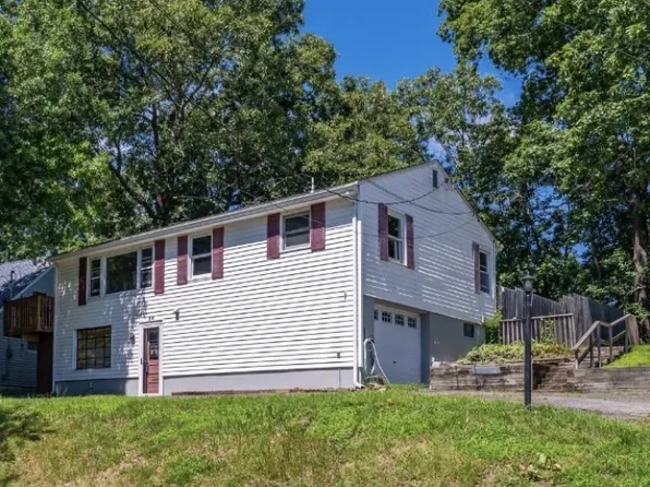 26 Cedar Tree Trl, Wantage Twp., NJ 07461
