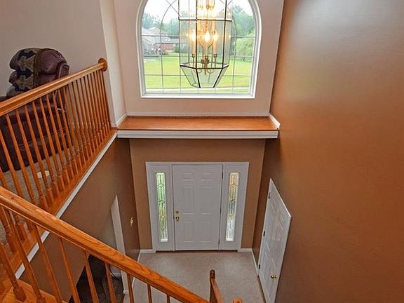 4th image of 1557 Williamson Dr