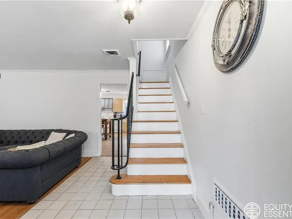 61 Oakland Ave, Tuckahoe, NY 10707