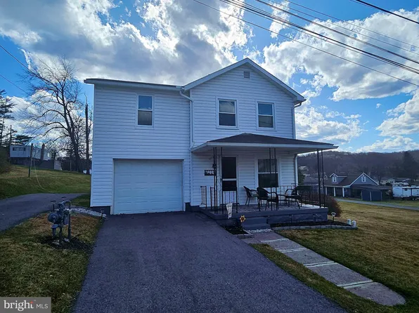 3111 S 4th St, Tyrone, PA 16686