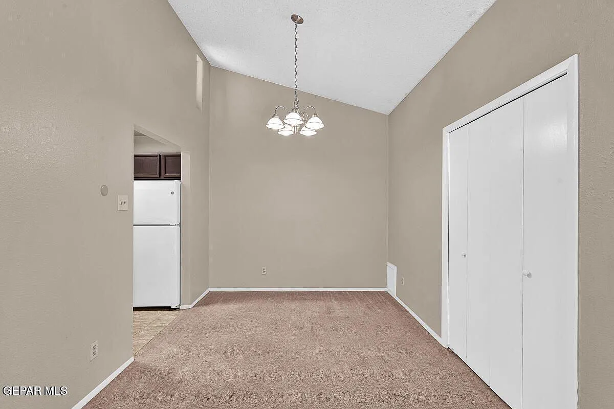 2 bed, 2.0 bath, 1096 sqft, $1,250 — Photo 3