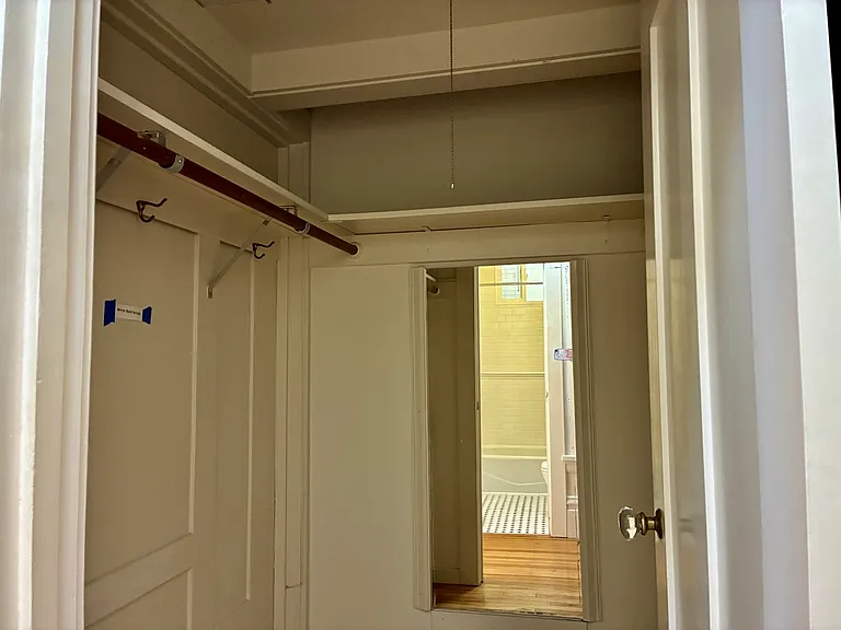 Walk-in closet