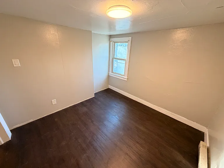1 Olive St #1 — Photo 7