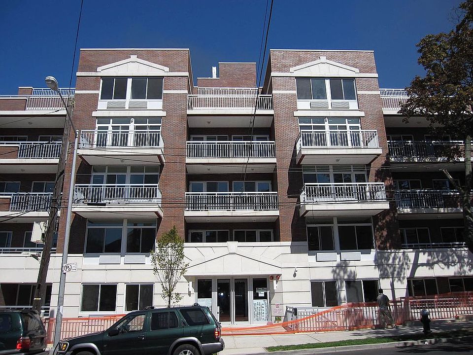 1st image of 37-21 111th St Unit 2E