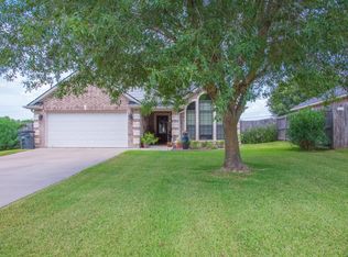 708 Woodson Dr, Caldwell, TX 77836