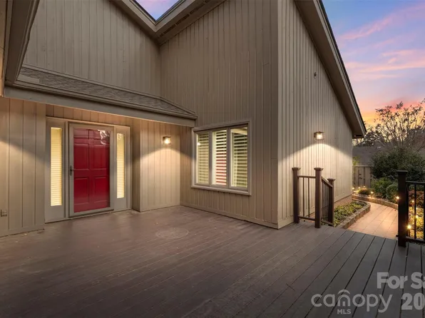 5018 Sunningdale Ct, Charlotte, NC 28226